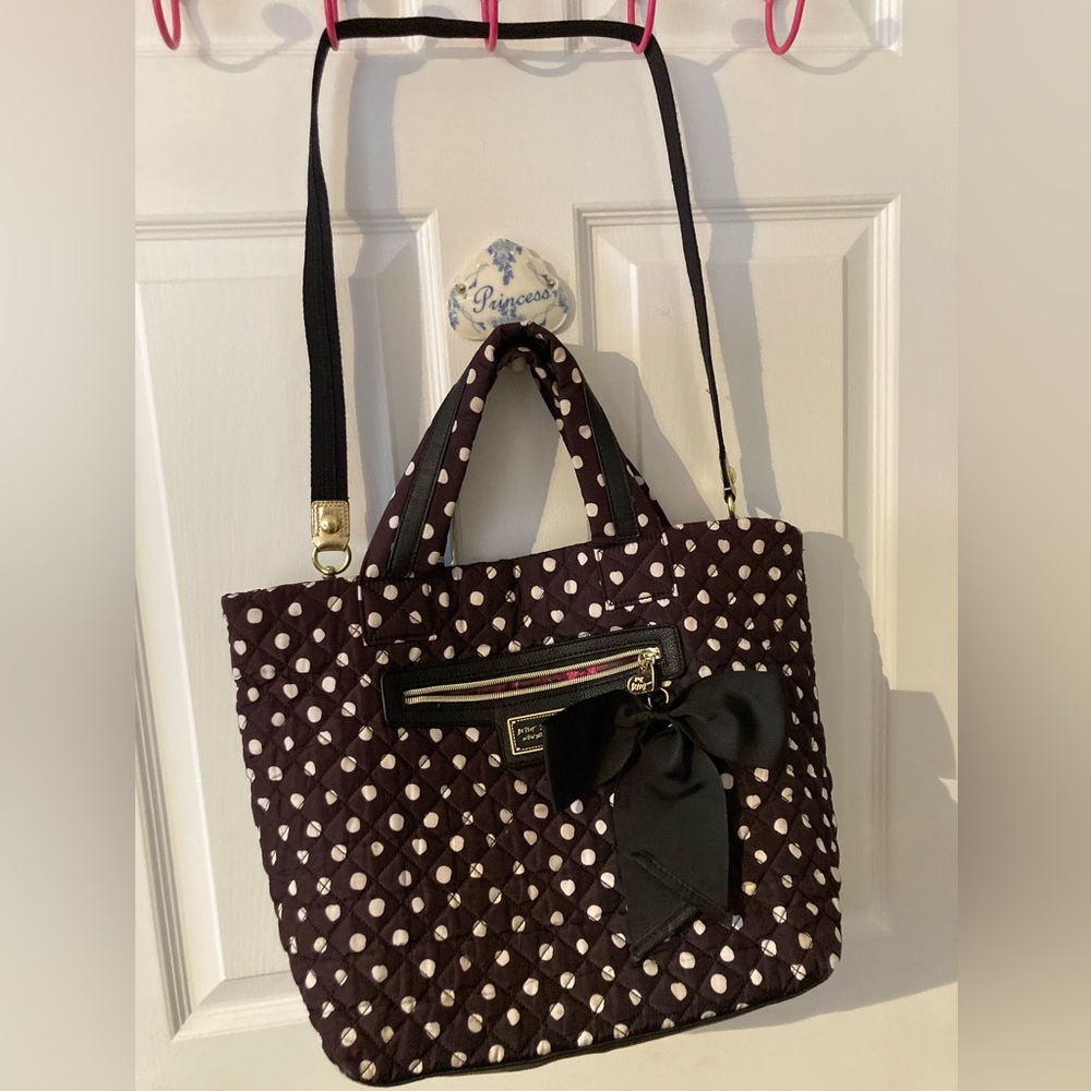 Betsey Johnson Brown and White Polka Dot Quilted Tote FREE GIFT (name tag)🏷️